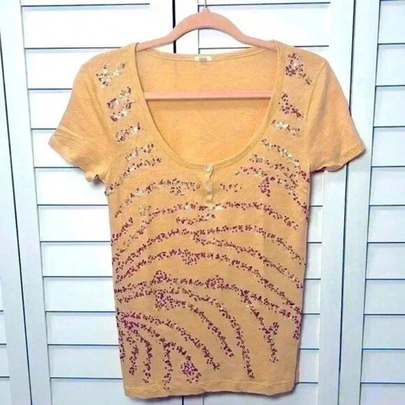 J. Crew Scoop Neck Sequin Henley Tee Size Small Soft Peach - Picture 1 of 6